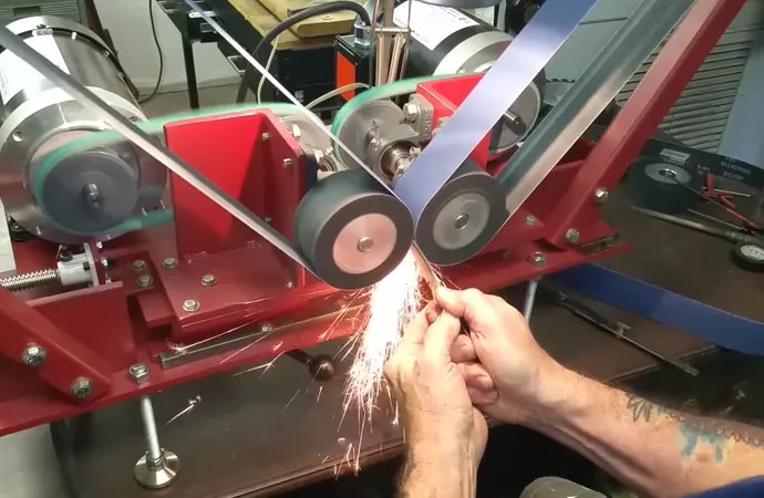 Grinders are power tools used to smooth out the surface of the blade.